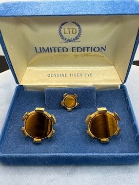 Limited Edition Men's Tiger Eye Cuff Link Set - Gold Tone